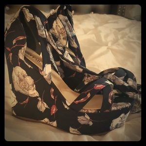 Brand new tie up floral wedges